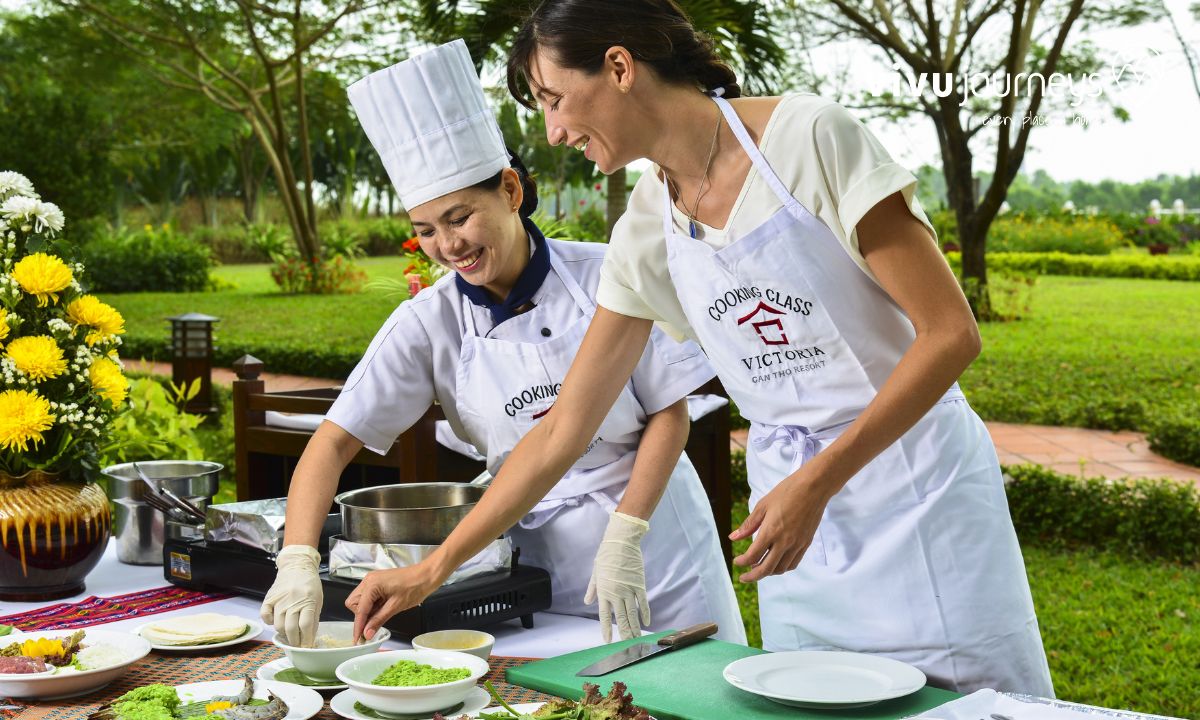 Cooking class at Victoria Can Tho Resort