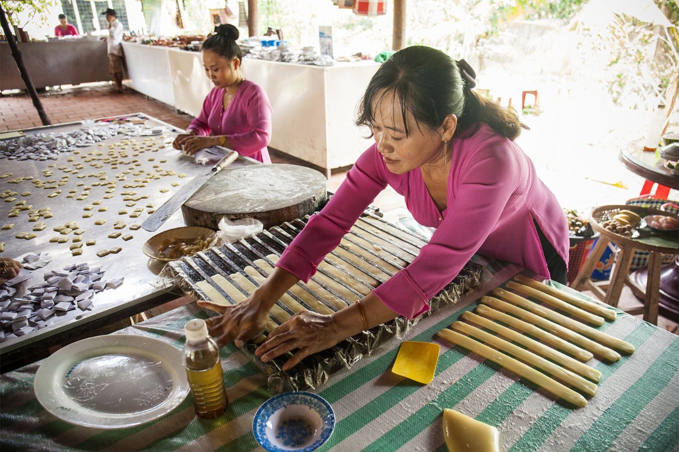Coconut candy workshop